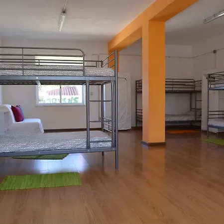 Atalia's Aventura Hostel *